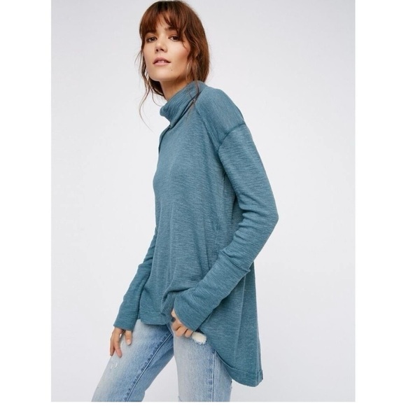 Free People Tops - Free people we the free long‎ sleeve cowl neck